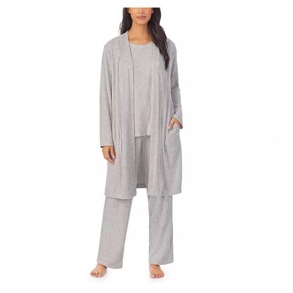 No Boundaries Women's Tee And Jogger 2-Piece Set | Walmart Canada